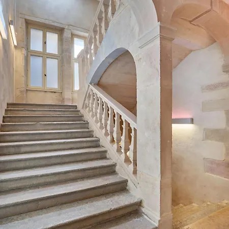 Lejlighedshotel Odalys - Centre Les Cordeliers 4*