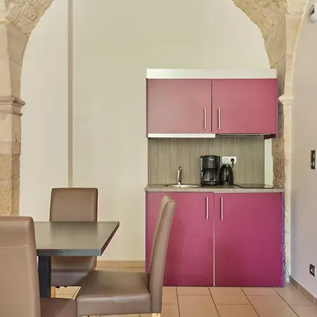 Odalys - Centre Les Cordeliers Апарт-отель Дижон