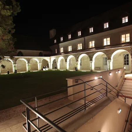 Odalys - Centre Les Cordeliers Apart Otel 4*