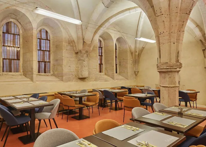 Aparthotel Odalys - Centre Les Cordeliers 4*