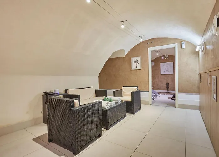 Aparthotel Odalys - Centre Les Cordeliers