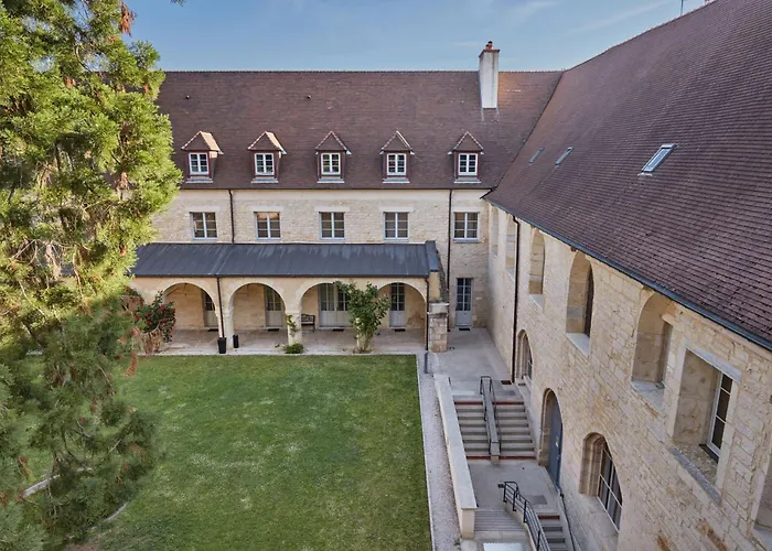 Odalys - Centre Les Cordeliers Aparthotel 4*