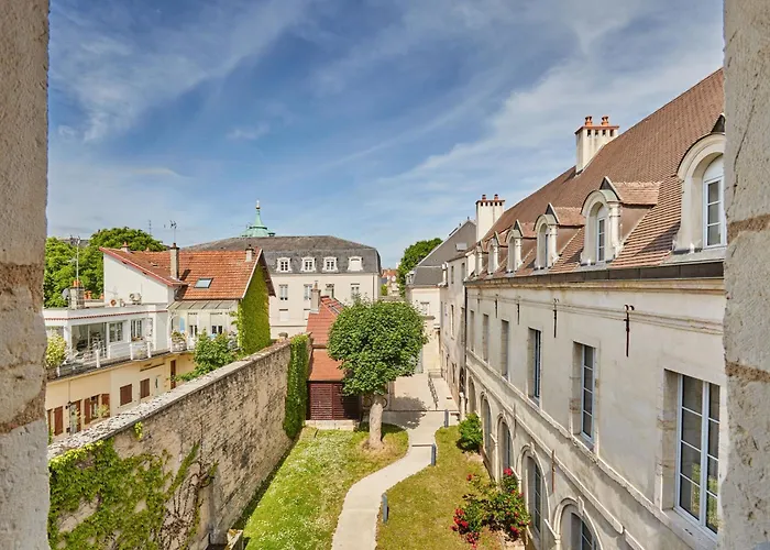 Odalys - Centre Les Cordeliers Aparthotel 4*