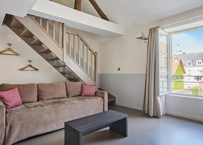 Aparthotel Odalys - Centre Les Cordeliers 4*