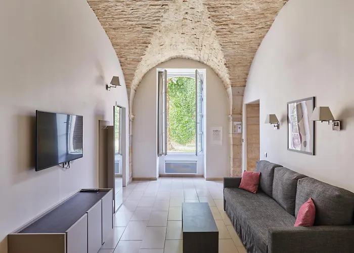 Odalys - Centre Les Cordeliers 4* Dijon