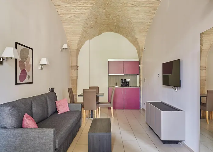 Odalys - Centre Les Cordeliers Aparthotel